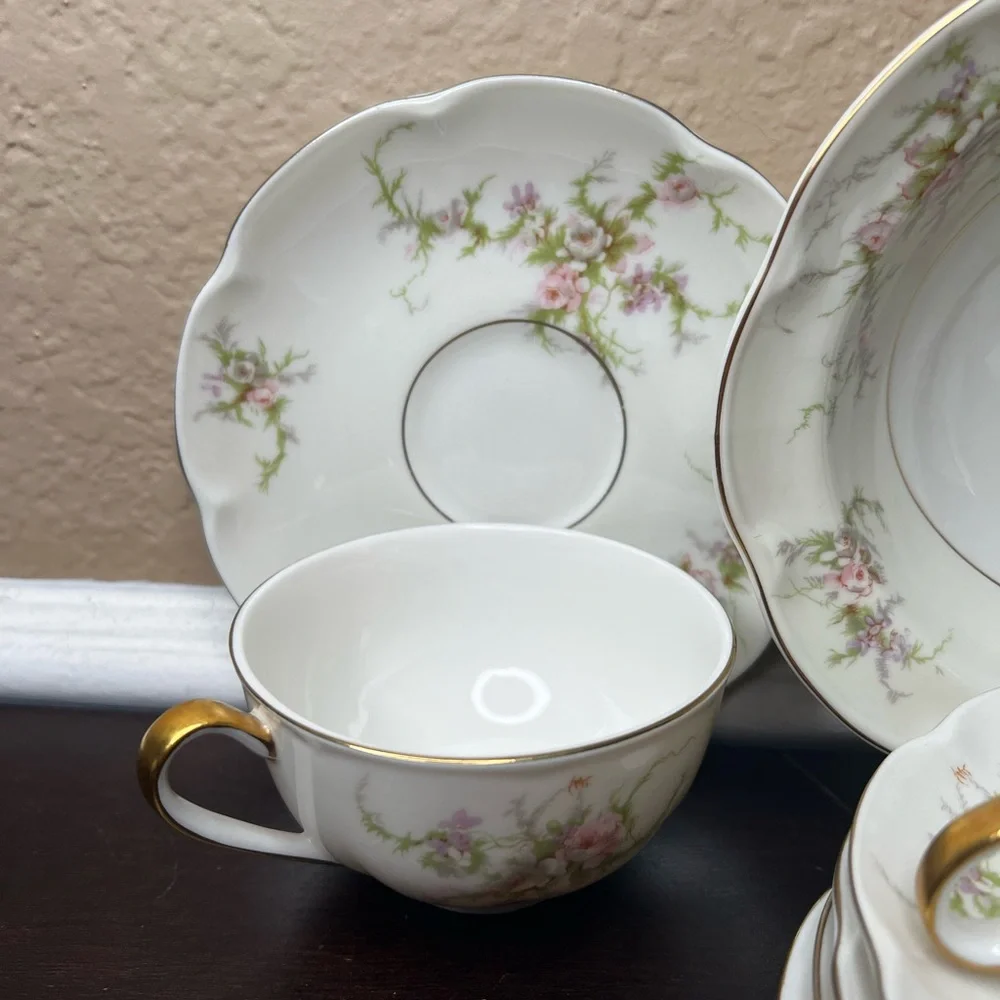 Vintage Theodore Haviland New York Rosalinde China, 10” vegetable platter